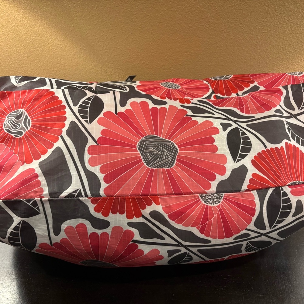 VERA BRADLEY Collapsible Duffle Cheery Blossoms - Picture 7 of 15